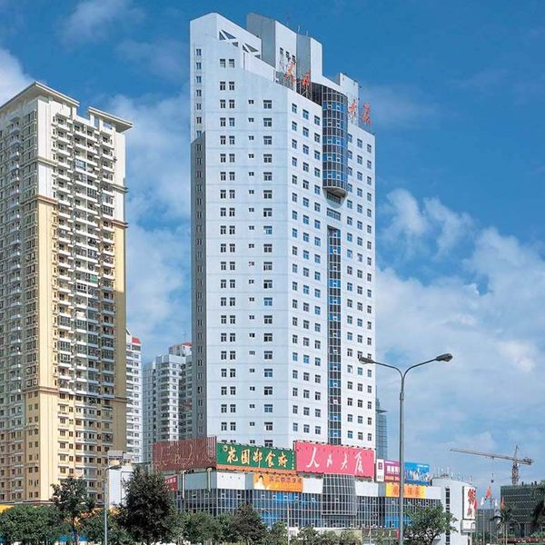 广东深圳人民大厦